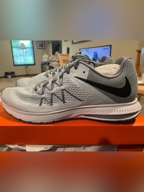 Nike Zoom Winflo 3 Men’s Size 12